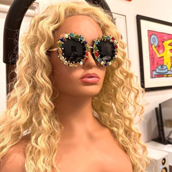 NWOT AKIRA MULTI COLOR ROUND RHINESTONE SUNGLASSES - Picture 2 of 5